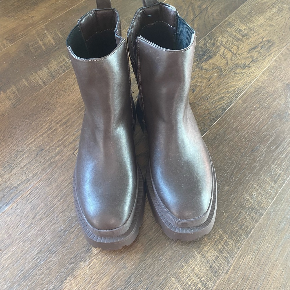 American Eagle Outfitters Brown Ankle Boots - Picture 2 of 7